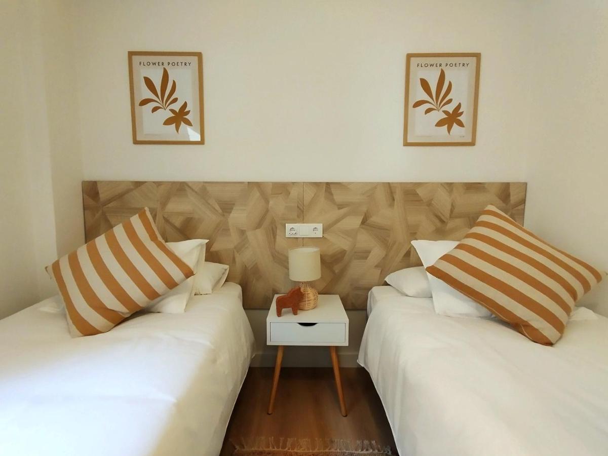 Apartamento Junto A Ayuntamiento Y Playa Хіхон Екстер'єр фото